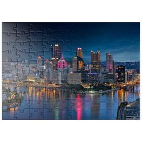 Darstellung des Puzzle Motivs Pittsburgh Skyline – Nächtliche Lichter am Three Rivers Point - Puzzleteile: 100