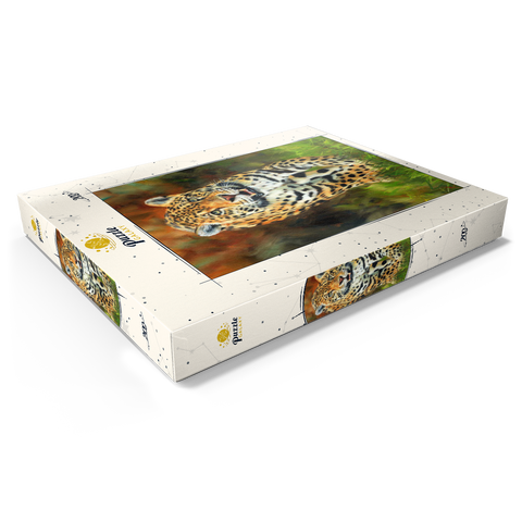 Leopard Stepping Through Lush Grass 200 Puzzle Schachtel Ansicht1