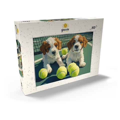 Darstellung des Puzzle Motivs Niedliche Welpen mit Tennisbällen auf dem Platz Cute Puppies with Tennis Balls on Court 500 Puzzle Schachtel Ansicht2