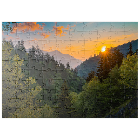 Darstellung des Puzzle Motivs Sonnenaufgang über bewaldetem Bergtal puzzleplate Sunrise Over Forested Mountain Valley 100 Puzzle