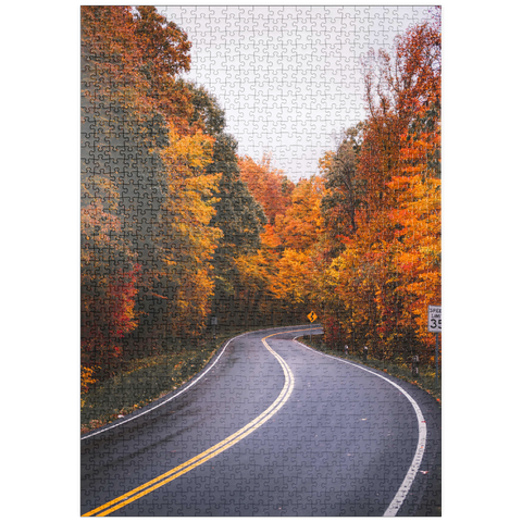 Darstellung des Puzzle Motivs Kurvenreiche Straße durch lebendigen Herbstwald puzzleplate Winding Road Through Vibrant Autumn Forest 1000 Puzzle