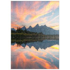 Darstellung des Puzzle Motivs Sonnenuntergang Reflexion über Bergsee - Puzzleteile: 100