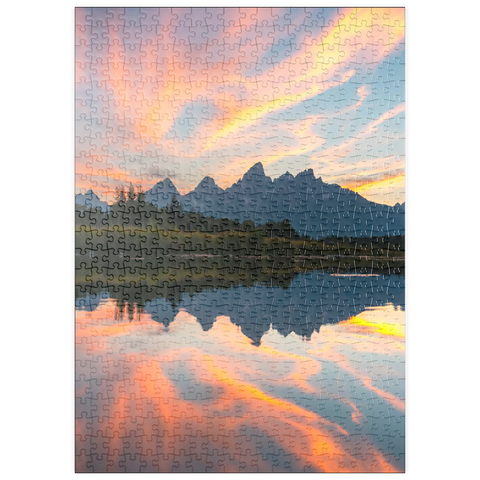 Darstellung des Puzzle Motivs Sonnenuntergang Reflexion über Bergsee puzzleplate Sunset Reflection Over Mountain Lake 500 Puzzle