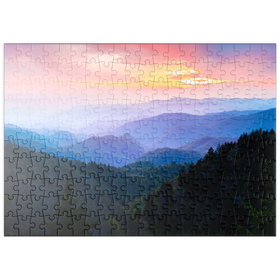 Darstellung des Puzzle-Motivs Sonnenaufgang über den Smoky Mountain Ranges – Puzzleteile: 200