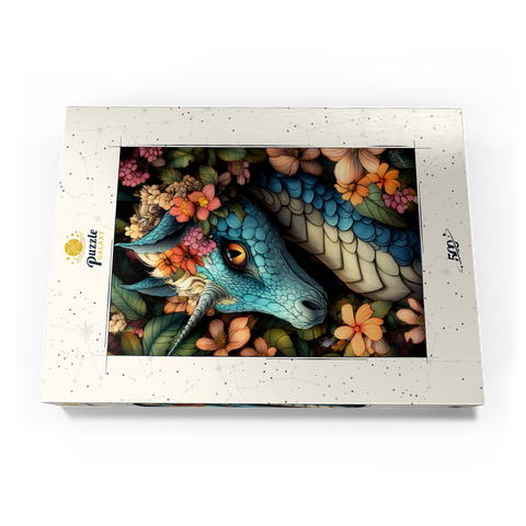 Darstellung des Puzzle Motivs Majestätischer blauer Drache mit Blumenkrone in einem Fantasiewald Majestic Blue Dragon with Floral Crown in a Fantasy Forest 500 Puzzle Schachtel Ansicht3