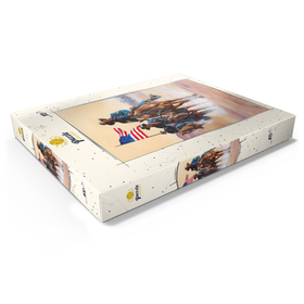 Darstellung des Puzzle Motivs Afroamerikanische Buffalo Soldiers auf einem Marsch durch die Wüste - Puzzleteile: 100