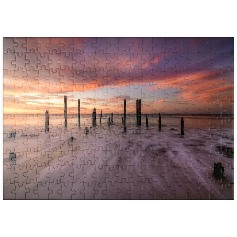 Darstellung des Puzzle Motivs Ruinen des Hafens von Port Willunga bei Sonnenuntergang puzzleplate Port Willunga Jetty Ruins at Sunset 200 Puzzle