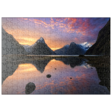 Darstellung des Puzzle Motivs puzzleplate Milford Sound at Sunset, New Zealand 200 Puzzle