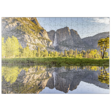Darstellung des Puzzle Motivs puzzleplate Yosemite Falls Reflection in Spring 200 Puzzle