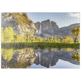 Darstellung des Puzzle Motivs Spiegelung der Yosemite-Wasserfälle im Frühling - Puzzleteile: 500