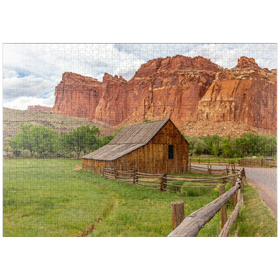 Darstellung des Puzzle-Motivs Rustikale Scheune im Capitol Reef Nationalpark – Puzzleteile: 1000