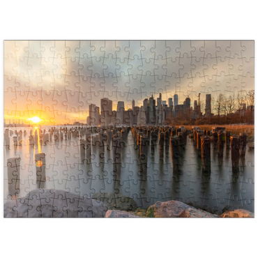 Darstellung des Puzzle Motivs puzzleplate Sunset Over Manhattan Skyline from Brooklyn 200 Puzzle