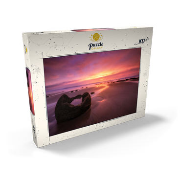 Darstellung des Puzzle Motivs Moeraki Boulders at Sunrise – Coastal New Zealand Magic 100 Puzzle Schachtel Ansicht2