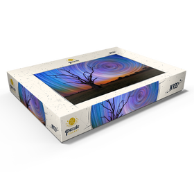 Alternative Darstellung des Puzzle-Motivs Sternspuren über Lone Tree – Kosmischer Nachthimmel – Puzzleteile: 1000