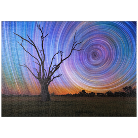 Darstellung des Puzzle-Motivs Sternspuren über Lone Tree – Kosmischer Nachthimmel – Puzzleteile: 1000