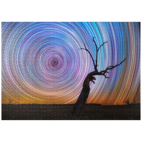 Darstellung des Puzzle-Motivs Lebhafte Sternspuren über einem Baum im australischen Outback – Puzzleteile: 1000