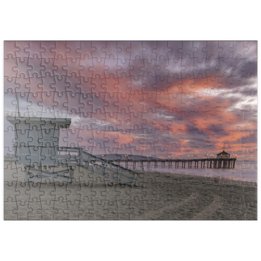 Darstellung des Puzzle Motivs puzzleplate Manhattan Beach Pier with Lifeguard Tower at Sunset 200 Puzzle