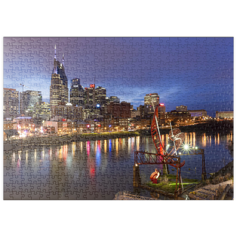 Darstellung des Puzzle Motivs Nashville Skyline mit Spiegelungen des Cumberland River in der Abenddämmerung puzzleplate Nashville Skyline with Cumberland River Reflections at Dusk 500 Puzzle