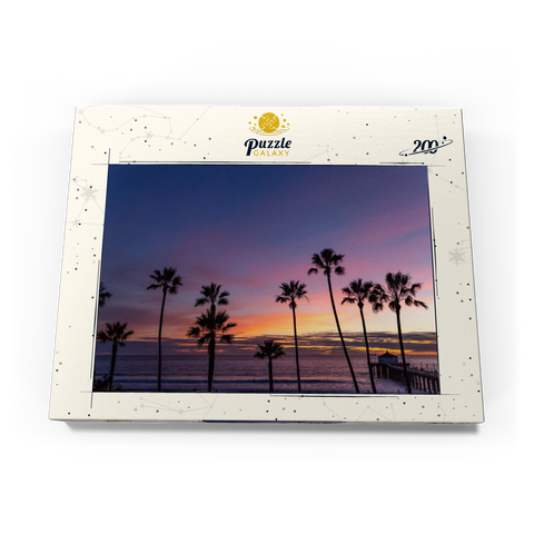 Darstellung des Puzzle Motivs Manhattan Beach Pier bei Sonnenuntergang mit Palmen-Silhouetten Manhattan Beach Pier at Sunset with Palm Silhouettes 200 Puzzle Schachtel Ansicht3