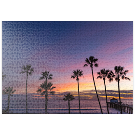Darstellung des Puzzle Motivs Manhattan Beach Pier bei Sonnenuntergang mit Palmen-Silhouetten - Puzzleteile: 500