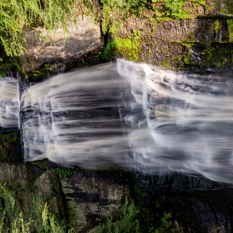 Darstellung des Puzzle Motivs Bushkill Falls, Pennsylvania – Wasserfall im Wald Bushkill Falls Pennsylvania – Cascading Forest Waterfall 1000 Puzzle 3D Modell