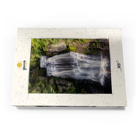 Darstellung des Puzzle Motivs Bushkill Falls, Pennsylvania – Wasserfall im Wald Bushkill Falls Pennsylvania – Cascading Forest Waterfall 500 Puzzle Schachtel Ansicht3