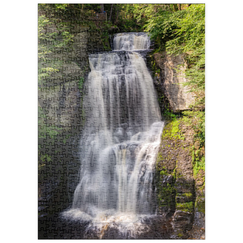 Darstellung des Puzzle Motivs Bushkill Falls, Pennsylvania – Wasserfall im Wald puzzleplate Bushkill Falls Pennsylvania – Cascading Forest Waterfall 500 Puzzle