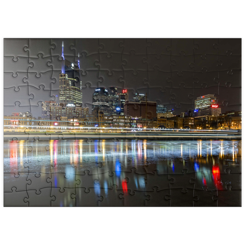 Darstellung des Puzzle Motivs Nashville Skyline bei Nacht – Spiegelungen auf dem Cumberland River puzzleplate Nashville Skyline at Night – Reflections on the Cumberland River 100 Puzzle