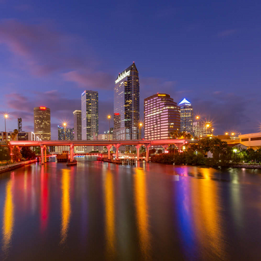 Darstellung des Puzzle Motivs Tampa Skyline – Night Reflections on Hillsborough River 500 Puzzle 3D Modell