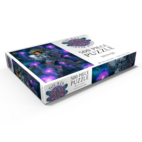Darstellung des Puzzle Motivs Kosmische Begegnung Weltraumqualle Astronaut - Vincent Hie Cosmic Encounter Space Jellyfish Astronaut - Vincent Hie 500 Puzzle Schachtel Ansicht1