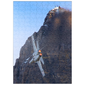 Darstellung des Puzzle Motivs Boeing F/A-18C Hornet - Puzzleteile: 200