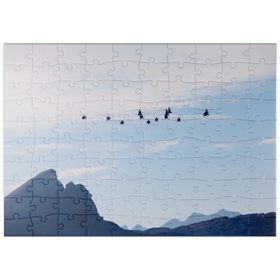 Darstellung des Puzzle Motivs Hubschrauberformation - Puzzleteile: 100