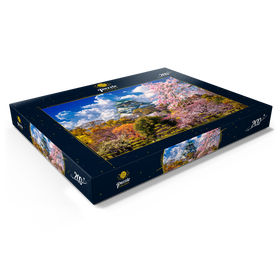 Darstellung des Puzzle Motivs Kirschblüten vor der Burg in Osaka, Japan - Puzzleteile: 200