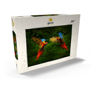 Papageien im Wald, Papagei fliegt in dunkelgrüner Vegetation 500 Puzzle Schachtel Ansicht2