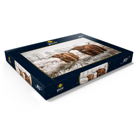 Darstellung des Puzzle Motivs Behaarte schottische Hochlandrinder in einer Winterlandschaft - Puzzleteile: 100