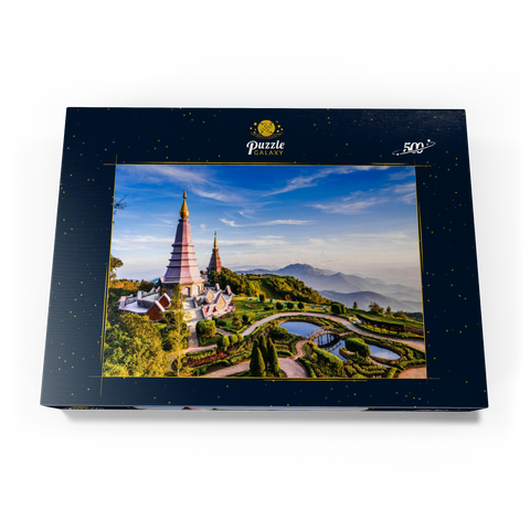 Landschaft mit zwei Pagoden auf dem Gipfel des Inthanon-Bergs, Chiang Mai, Thailand 500 Puzzle Schachtel Ansicht3