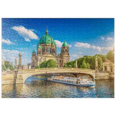 puzzleplate Historischen Berliner Dom auf der Museumsinsel mit Ausflugsschiff auf der Spree, Berlin, Deutschland 500 Puzzle