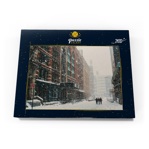 Eine Straße in New York City bei einem Schneesturm 200 Puzzle Schachtel Ansicht3