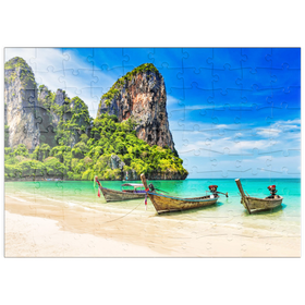 Darstellung des Puzzle Motivs Thailändisches Longtailboot am Sandstrand Railay Beach in der Provinz Krabi, Thailand - Puzzleteile: 100