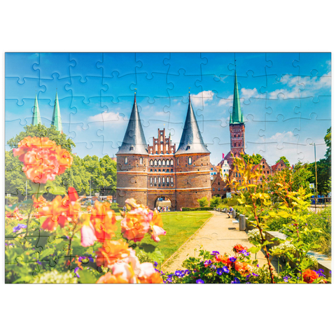 puzzleplate Lübeck mit dem berühmten Holstentor-Stadttor, Schleswig-Holstein, Deutschland 100 Puzzle