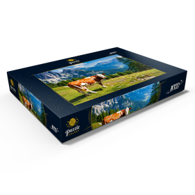 Darstellung des Puzzle Motivs Kuh grast auf einer Alpenwiese in den Dolomiten - Puzzleteile: 1000