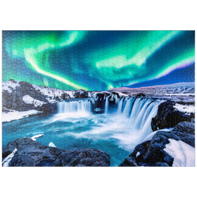 Darstellung des Puzzle Motivs Nordlichter über dem Godafoss Wasserfall in Island - Puzzleteile: 1000