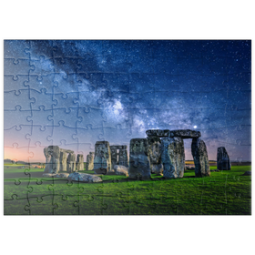 Darstellung des Puzzle-Motivs Die Milchstraße über Stonehenge, Amesbury, England – Puzzleteile: 100