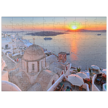 puzzleplate St. Johanniskirche über der Caldera im Sonnenuntergang, Fira, Insel Santorin, Kykladen, Griechenland 100 Puzzle