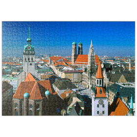 Darstellung des Puzzle Motivs Blick auf den Marienplatz mit Altem Peter, Frauenkirche und Rathaus, München - Puzzleteile: 500