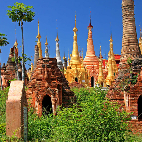 Pagodenwald von Stupas der Shwe-Indein-Pagode beim Dorf Indein am Inle See, Myanmar 500 Puzzle 3D Modell