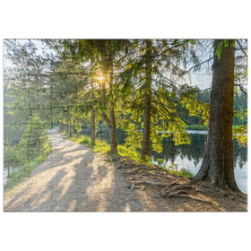 Darstellung des Puzzle Motivs Fichtelsee mit dem Naturwaldreservat Fichtelseemoor - Puzzleteile: 100