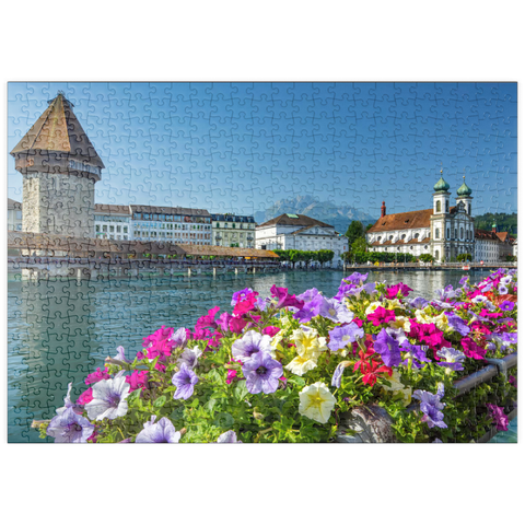puzzleplate Kapellbrücke über die Reuss mit Wasserturm, Pilatus und Jesuitenkirche - Luzern, Schweiz 500 Puzzle