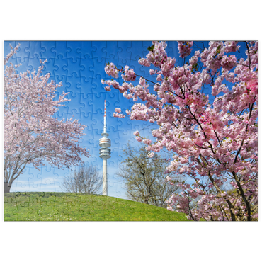 puzzleplate Kirschblüte im Olympiapark am Olympiaturm, München, - Deutschland 200 Puzzle