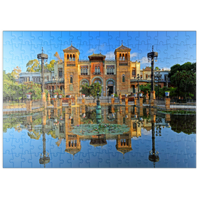 Darstellung des Puzzle Motivs Wasserbecken mit dem Mudejar Pavillon im Morgenlicht, Sevilla - Puzzleteile: 200